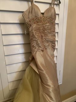 Mermaid prom dress with train size 2 excellent condition.