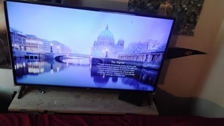 LG Flat Screen LED TV