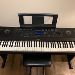 Yamaha DGX-660 88-Key Weighted Digital Piano w/ stand 