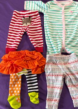 Baby Girls Size 0 - 3 Months Fall/Winter 4 Items Bundle