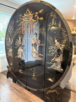 Vintage Chinese Black Lacquer 4-Panel Round Room Divider – Inlaid Mother-of-Pearl Scenery - Like New!