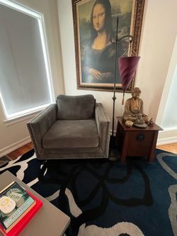 Sturdy and stylish sofa and chair set