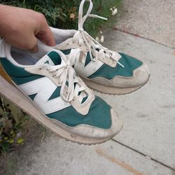 Men's/ Women's 10-11.5 New Balance Shoes