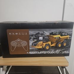 Huina 1:24 RC dump truck