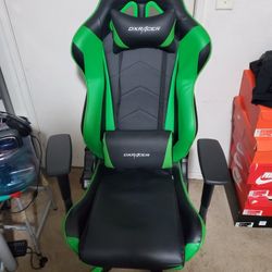 DxRacer Chair