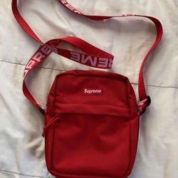 Supreme Shoulder Bag (SS18) Red