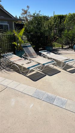 Free chaise pool lounge