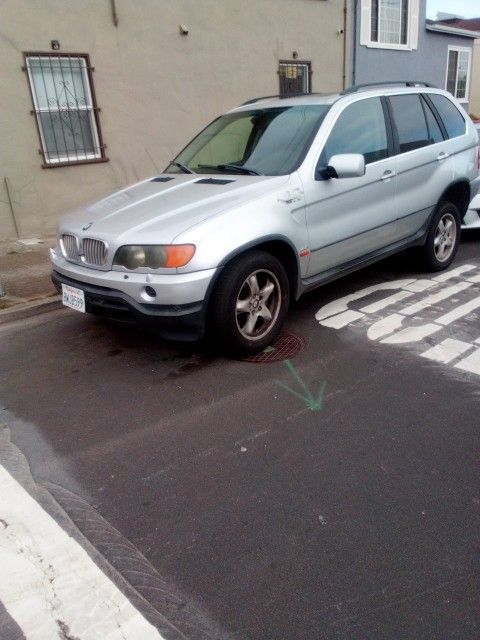 2002 Grey bmw X5 4.4 V8