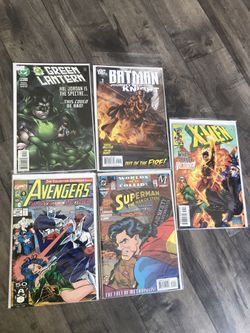 MARVEL COMICS DC BOOKS Lot of 5