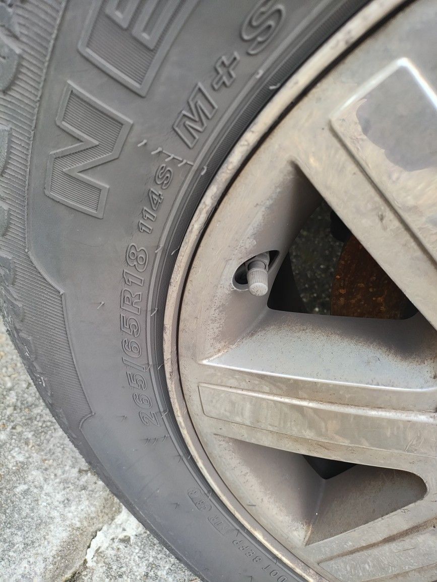 2009 Chrysler Aspen Parts