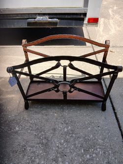 Magazine Stand