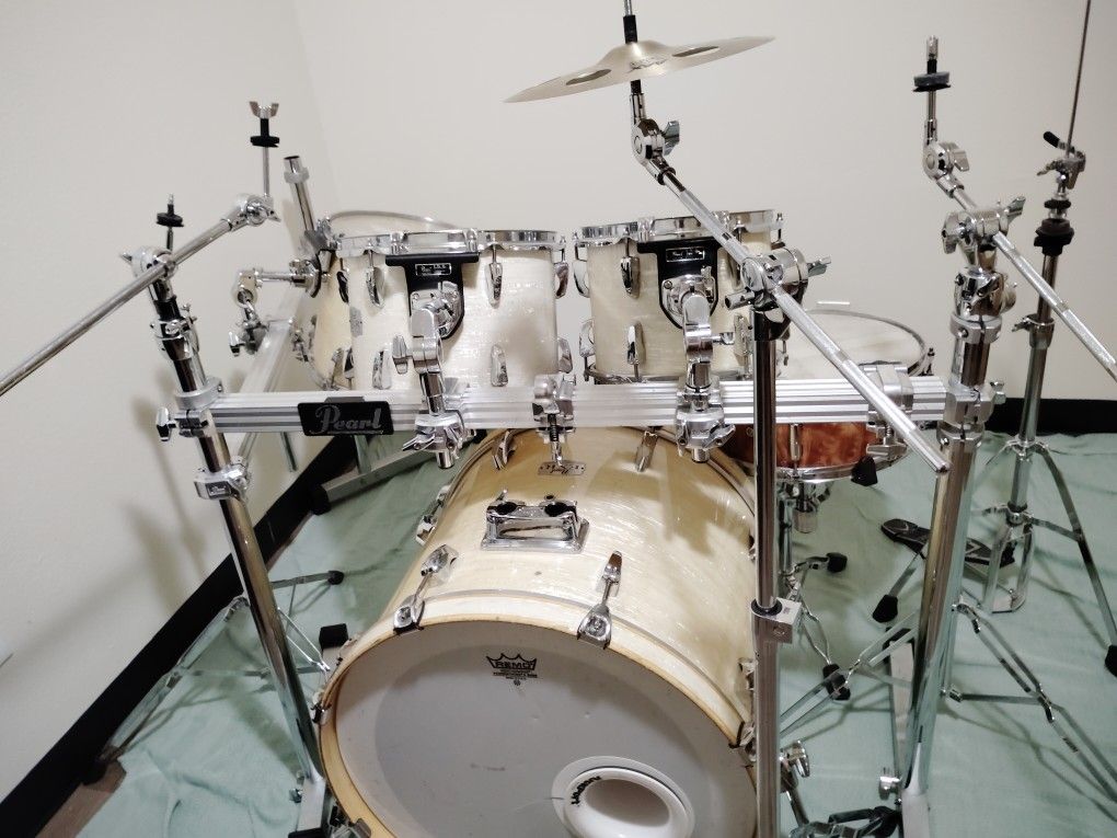 Pearl Export EXR Drums With Accessories!!