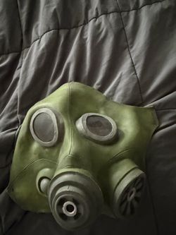 Gas mask for costume