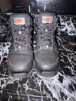 Steel toe shoes