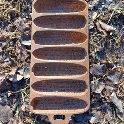 Vintage Cast Iron Corn Bread Pan 