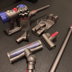 Dyson V7 Animal   Cordless Vacuum