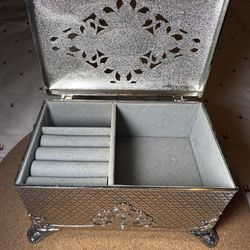 Things Remembered VTG Silver Plated Musical Jewelry Box Swarovski Crystals