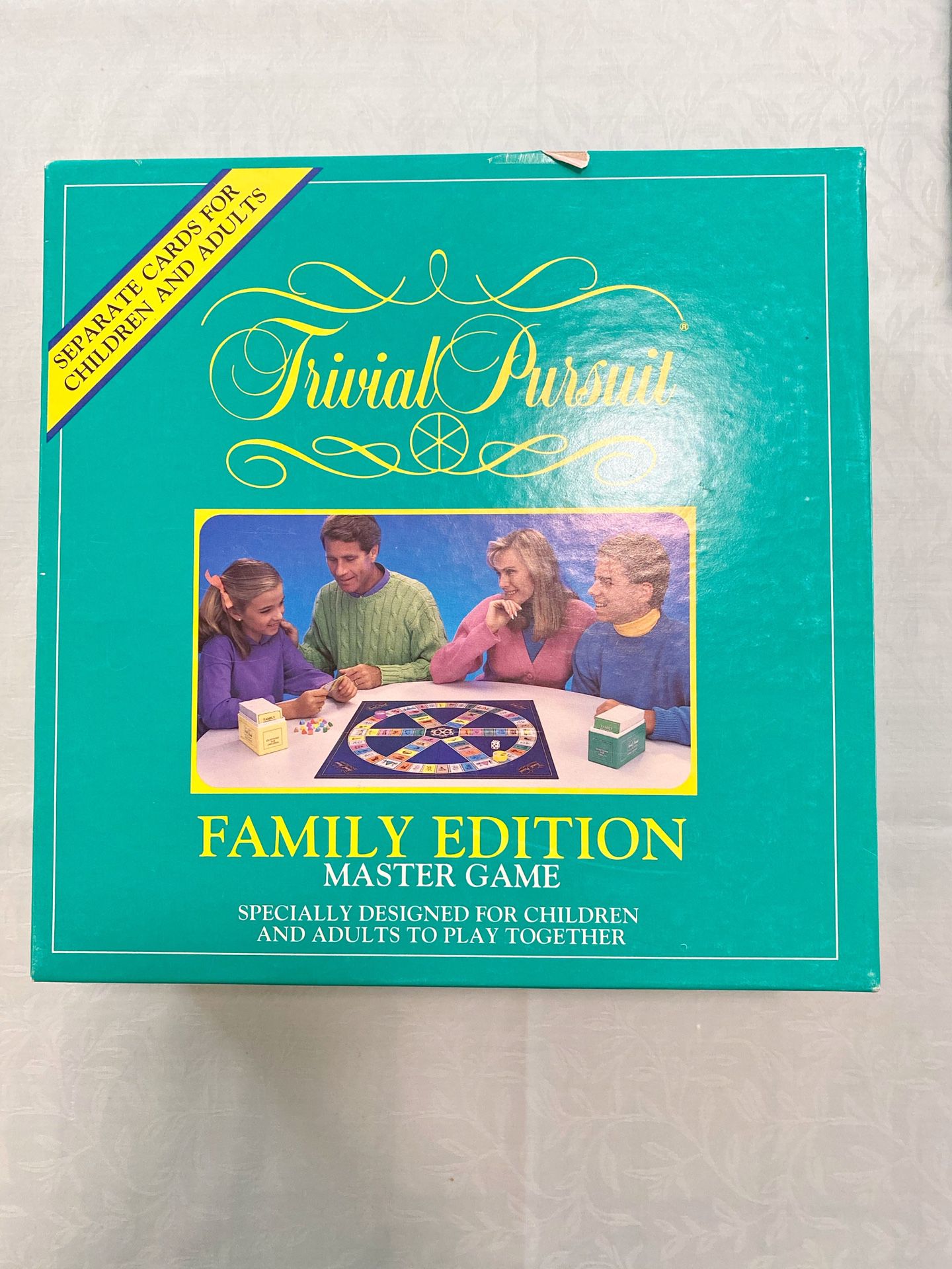 Parker Trivial Pursuit Family Edition