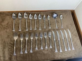 Reed & Barton Shell Rebacraft Stainless 23 Assorted Silverware