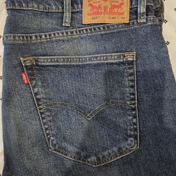  2 Pairs, Excellent Condition -Levi’s 514 Straight-Fit Jeans – W40 L32