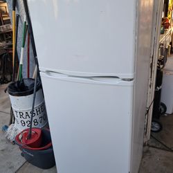 Refrigerator 60"×24"×30"