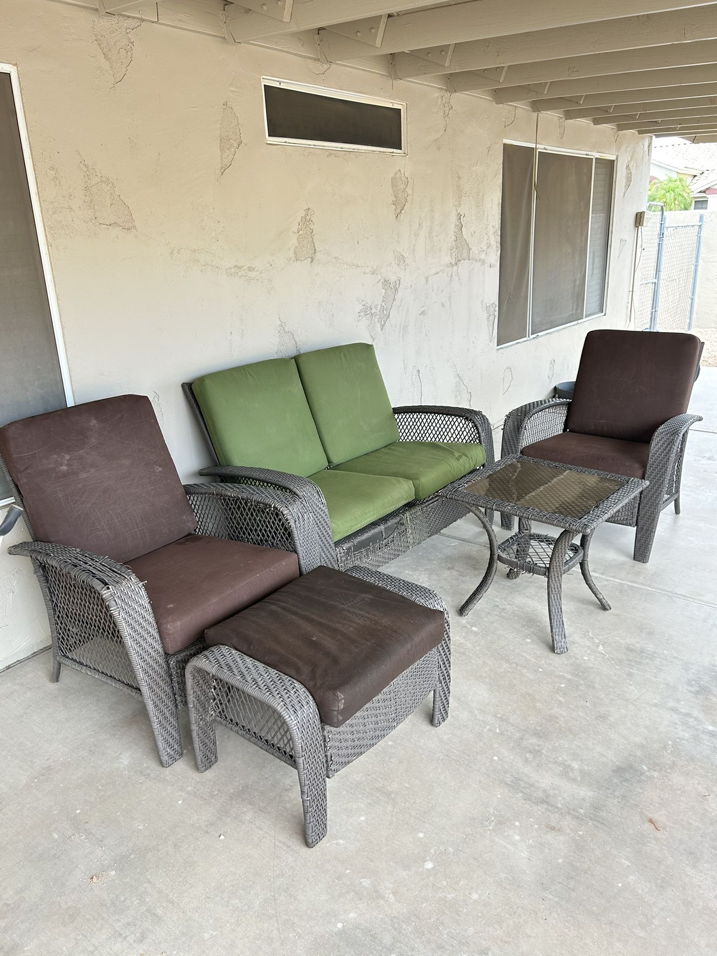 Outdoor Patio Furniture Set