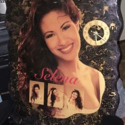 SELENA QUINTANILLA WOOD PICTURED FRAME CLOCK 
