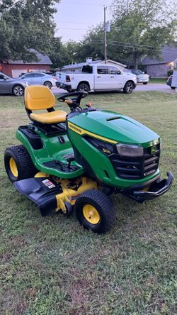 John Deere S220 hidrostatic 42" Zero riding lawnmower