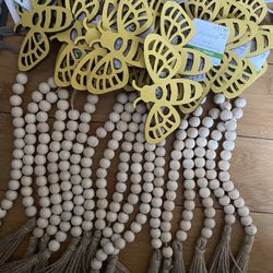 Bubble Bee 🐝  Wooden Beads Decoration 