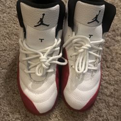 Nike Jordan 12 Retro