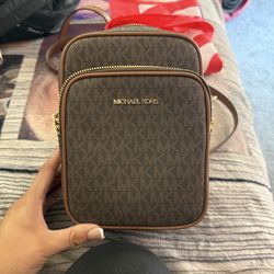 Michael Kors crossbody