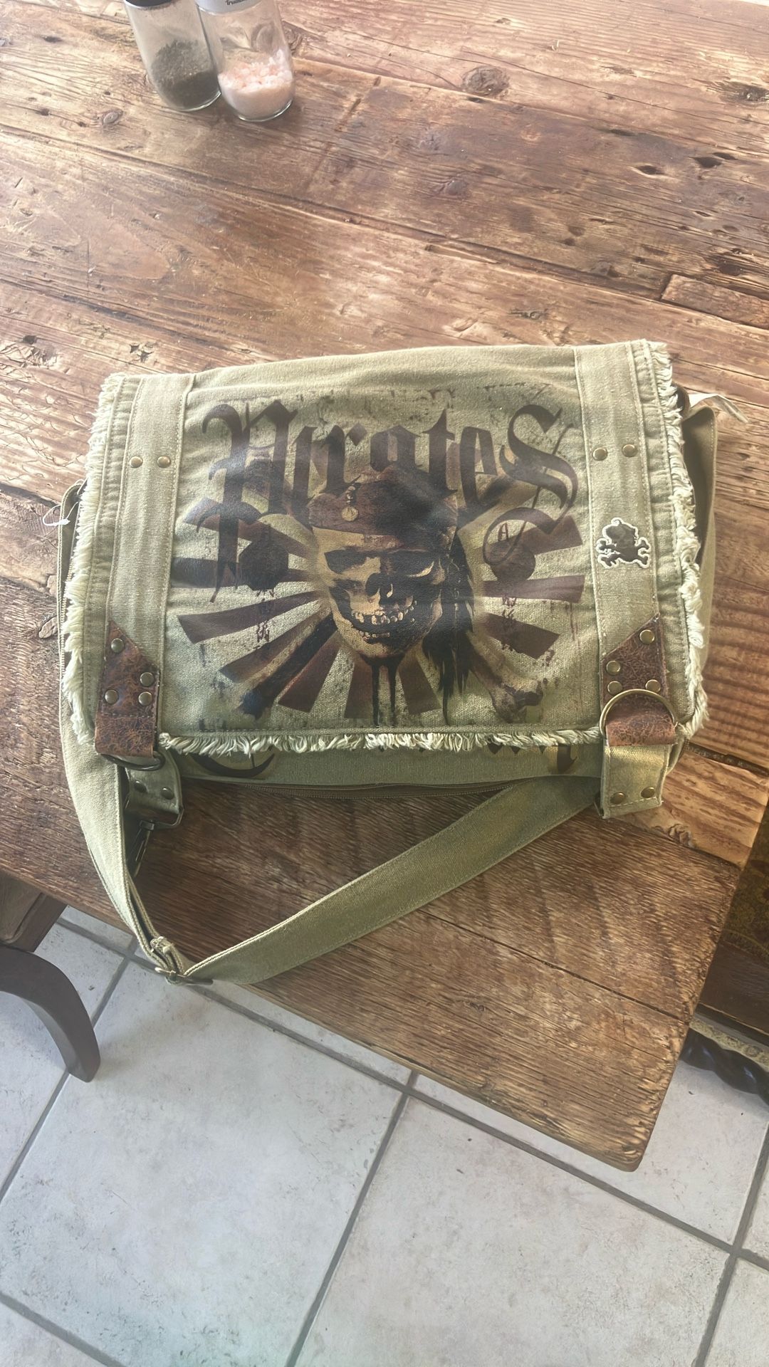 Disney Pirates Of The Caribbean Pin Album