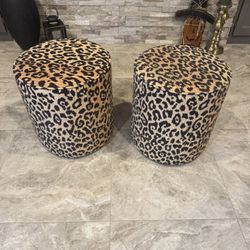 Round Ottomans