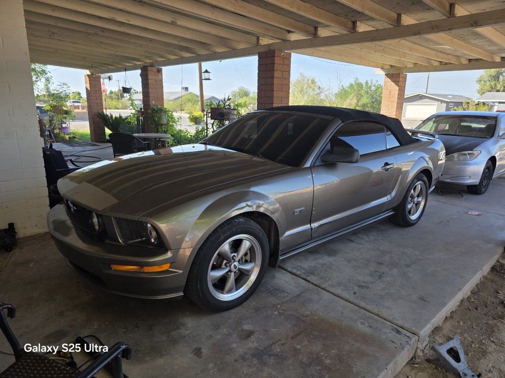 2005 Ford Mustang