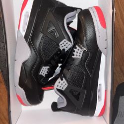 Air Jordan bred 4