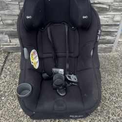Maxi Cosi Car seat 