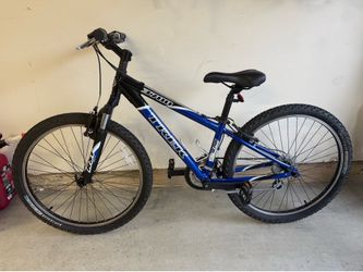 Trek 3700 XS adult mountain bike