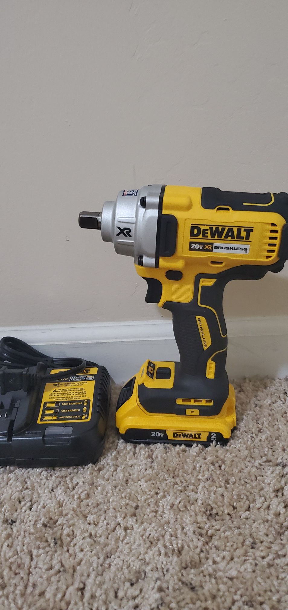 DEWALT 20-Volt MAX XR Lithium-Ion Brushless Cordless 1/2 in. Impact Wrench with Detent Pin Anvil comes with charger and battery