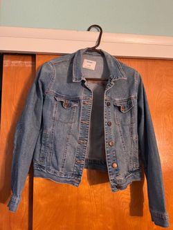 Jean jacket and Carhartt hoodies