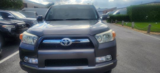 2012 Toyota 4runer 4x2