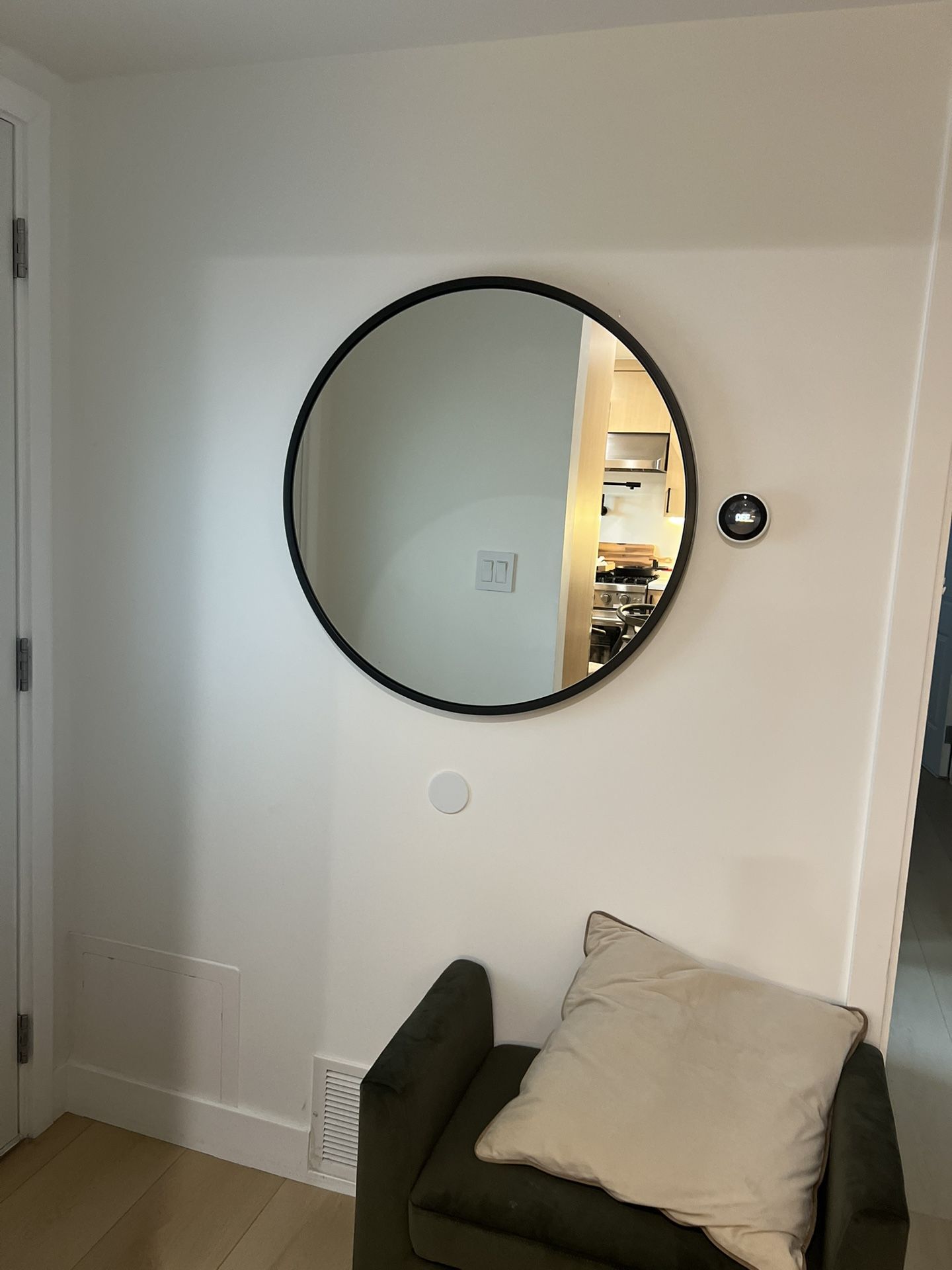 Mirror 