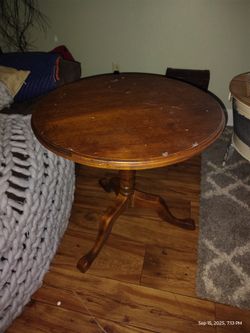 Antique Round Table