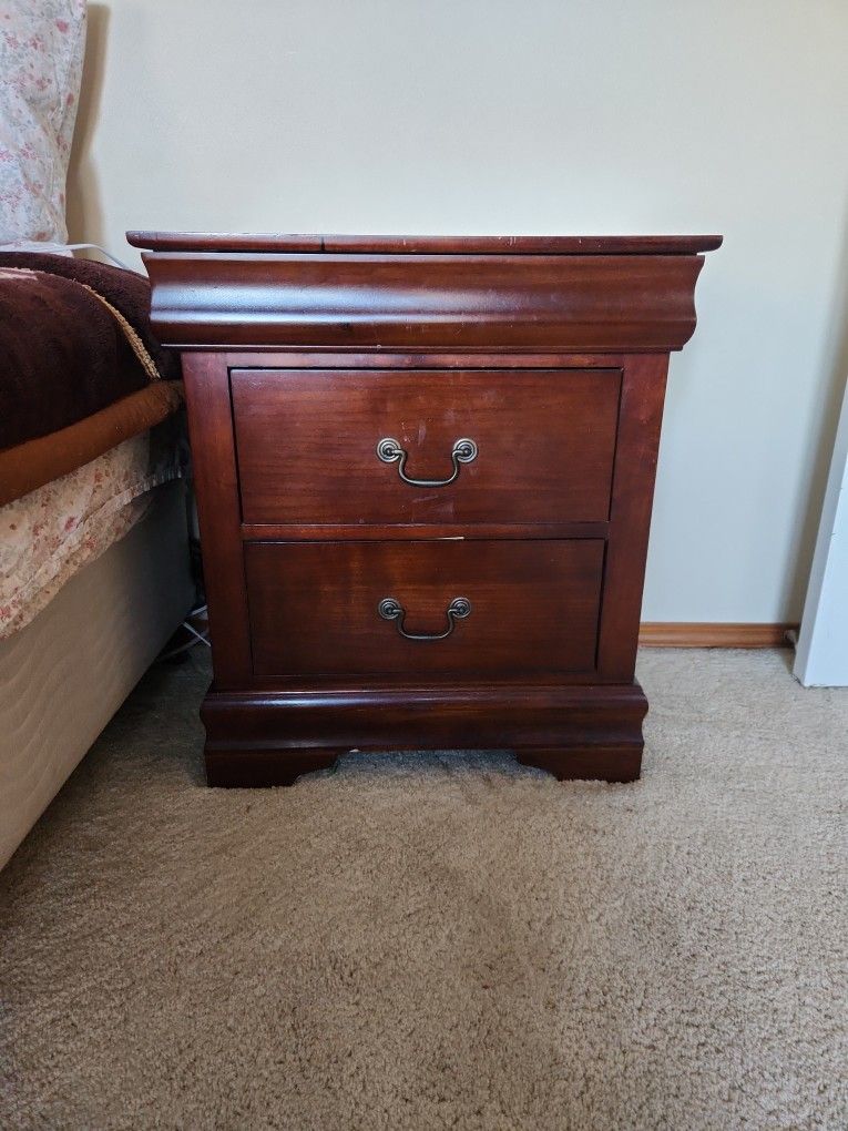 Large Dresser And Two Nightstands