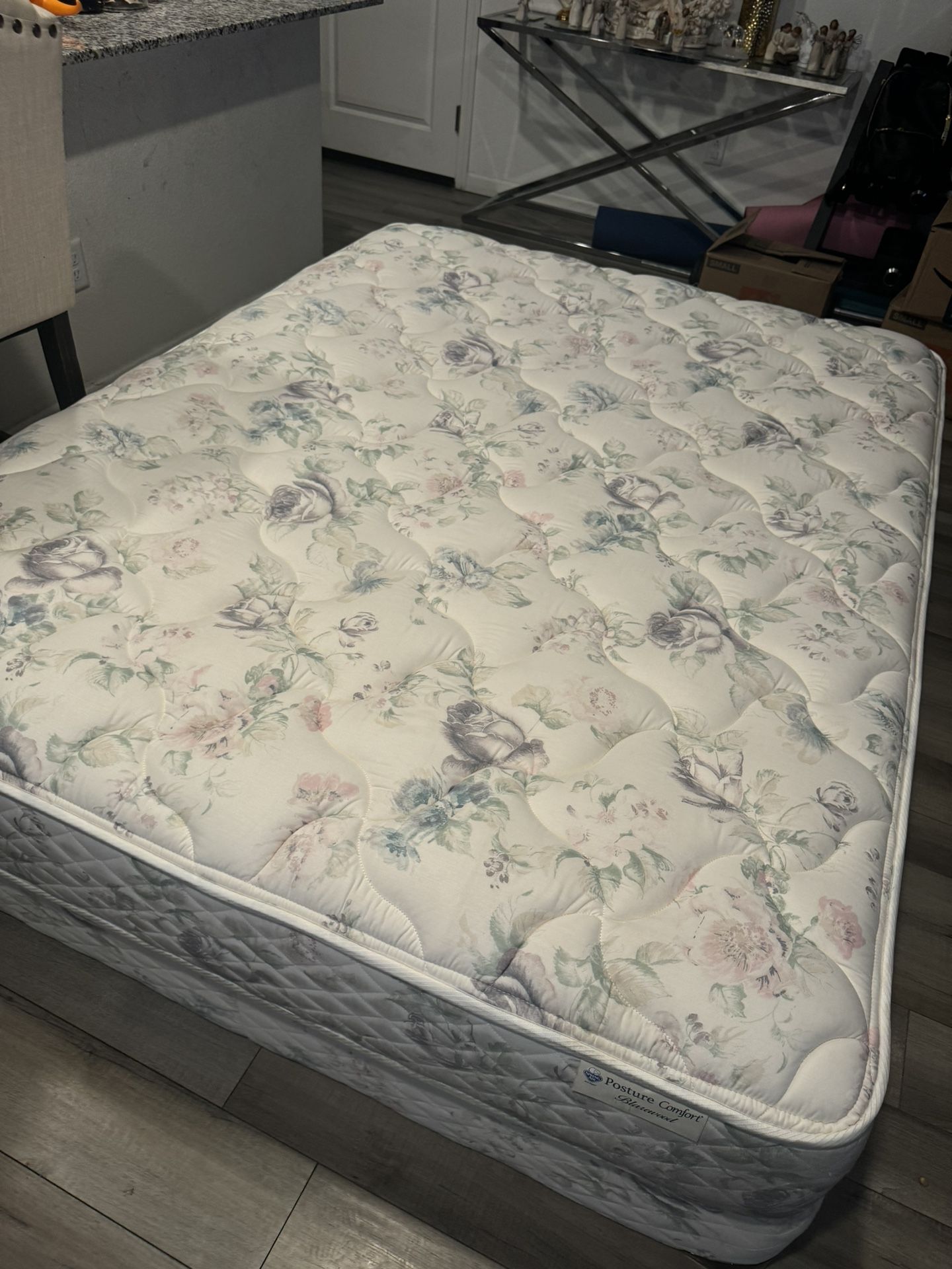 Queen Bed Set(mattress,boxspring And Frame)