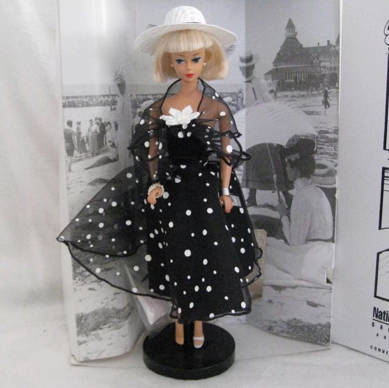 Rare 1997 San Diego Convention Beach Blanket Barbie for Sale in