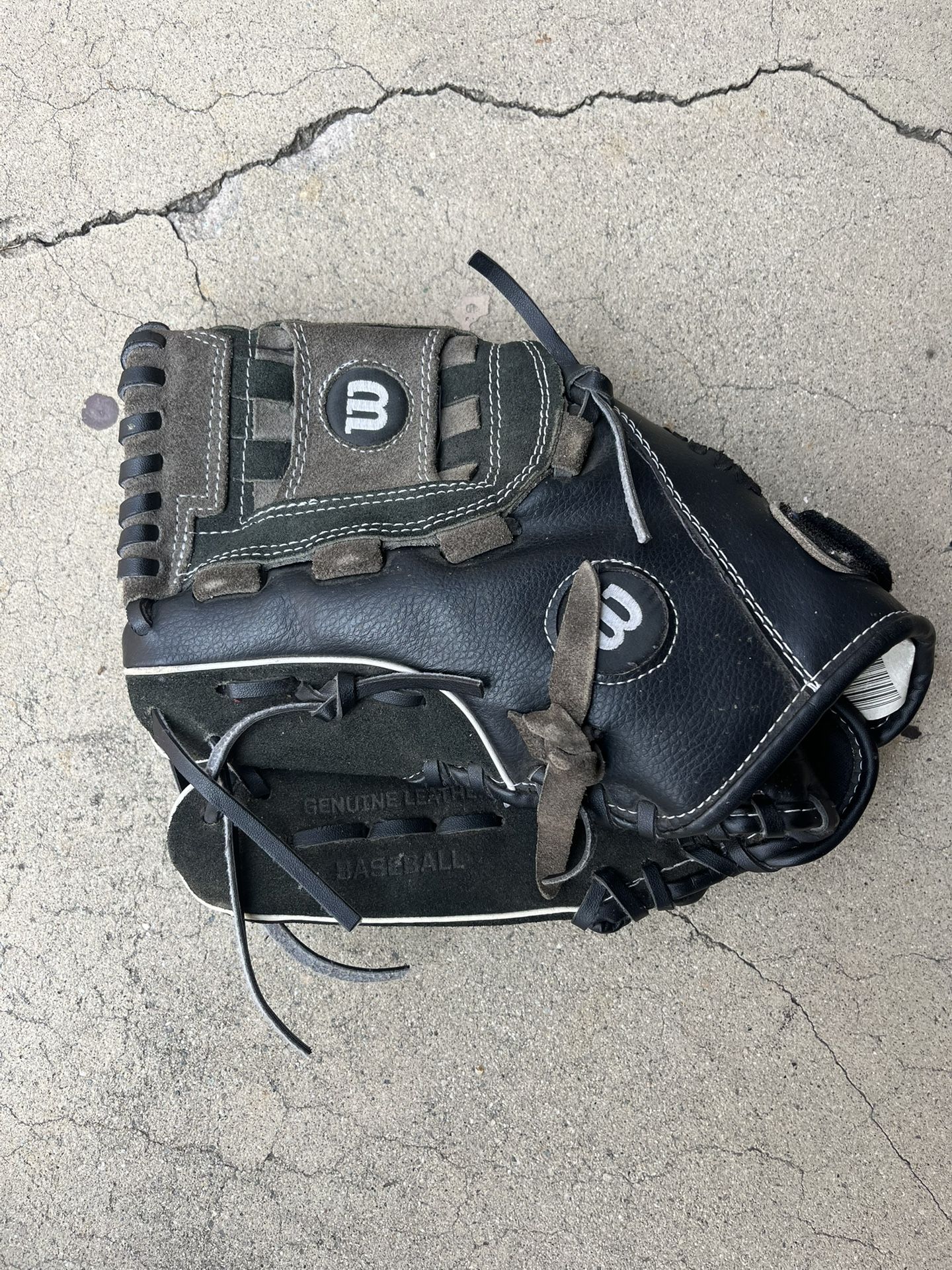 Wilson Left Handed Baseball Glove