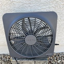 Treva Portable Desk Fan