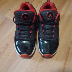 Jordan Viz Air 13  Size 8