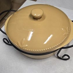 Casserole Dish With Stand