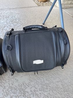 Motorcycle tail bag